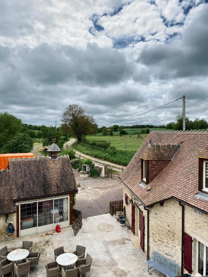 Отель Moulin Le Fleurie Charenton-du-Cher Экстерьер фото