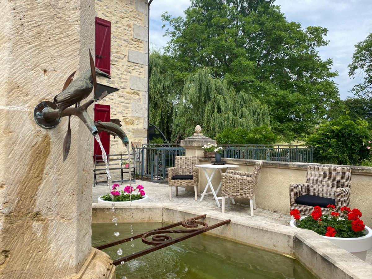 Отель Moulin Le Fleurie Charenton-du-Cher Экстерьер фото